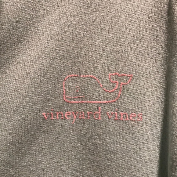 Vineyard vines pullover - Picture 2 of 4